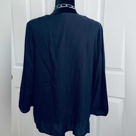 ❤️ NWT St John’s Bay Embroidered Boho Top - Picture 6 of 7